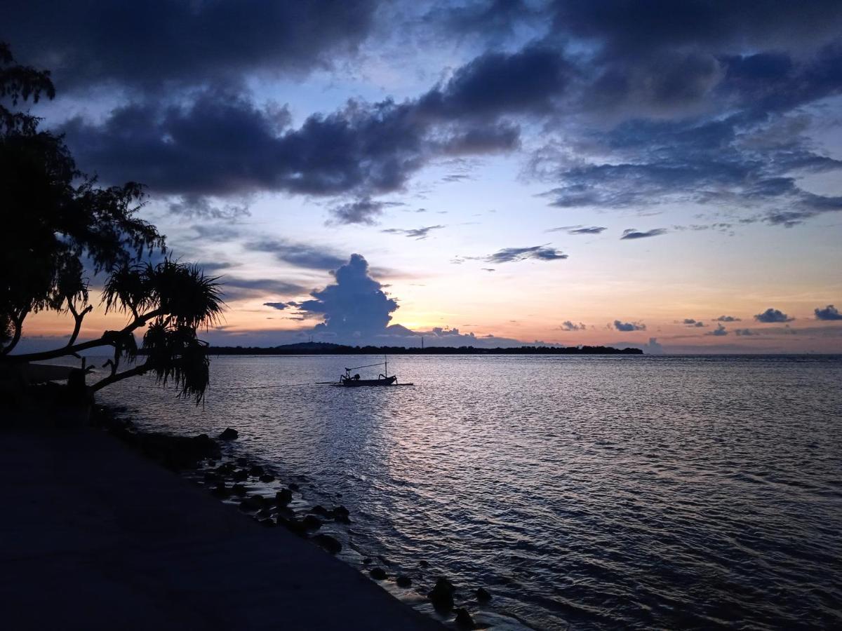 Bintang Tiga Bungalows Gili Air Dış mekan fotoğraf