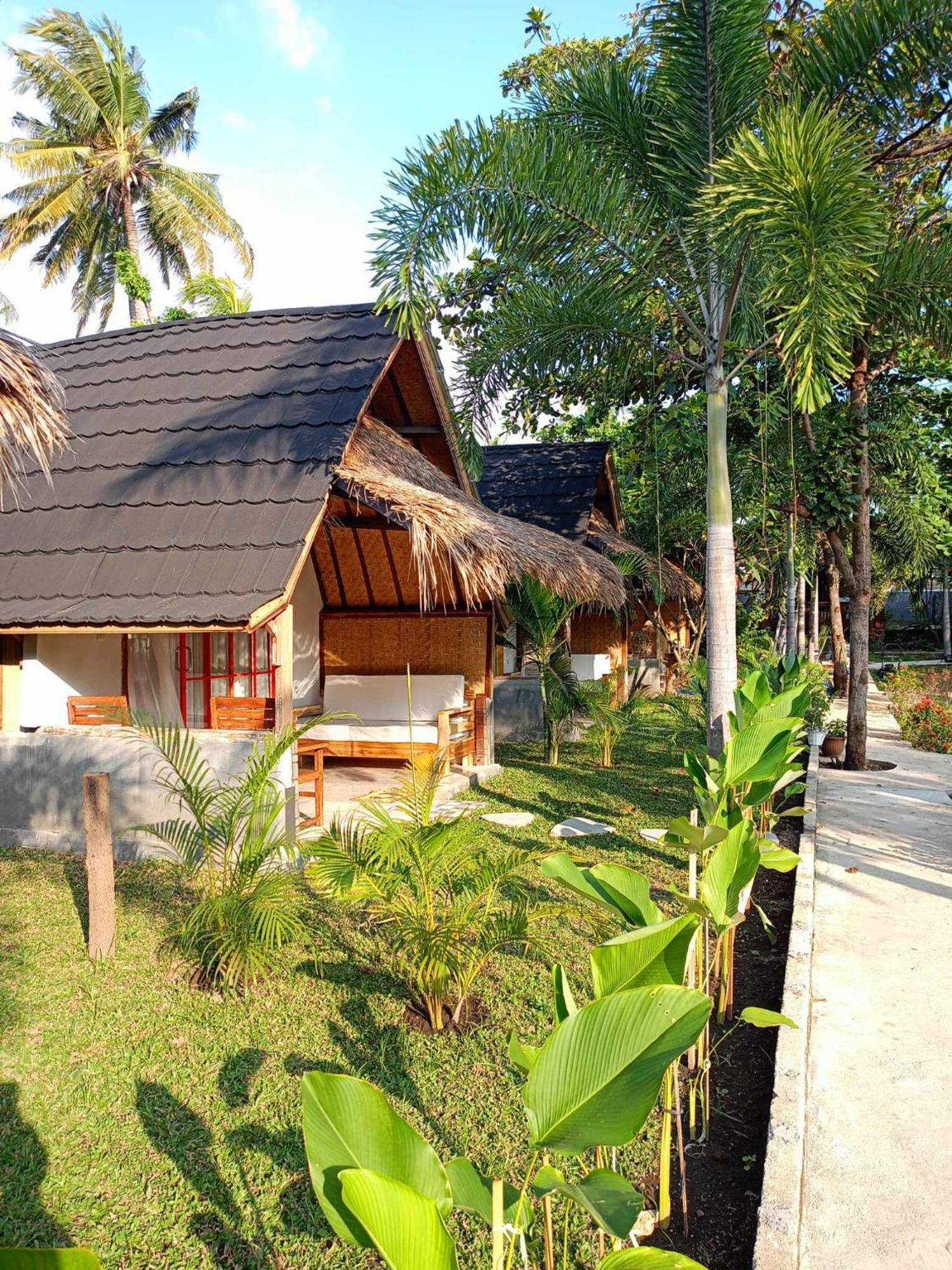 Bintang Tiga Bungalows Gili Air Dış mekan fotoğraf