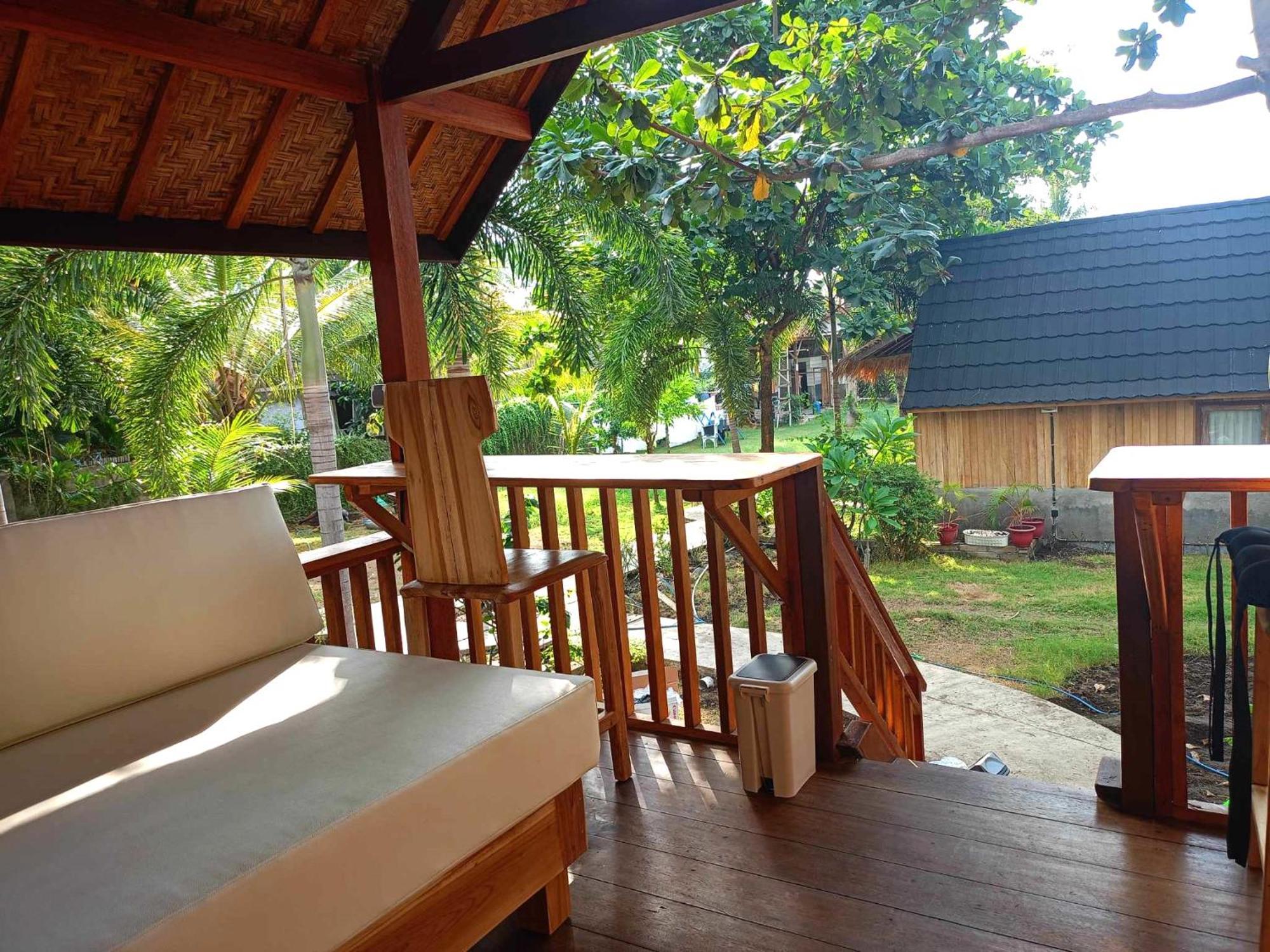 Bintang Tiga Bungalows Gili Air Dış mekan fotoğraf