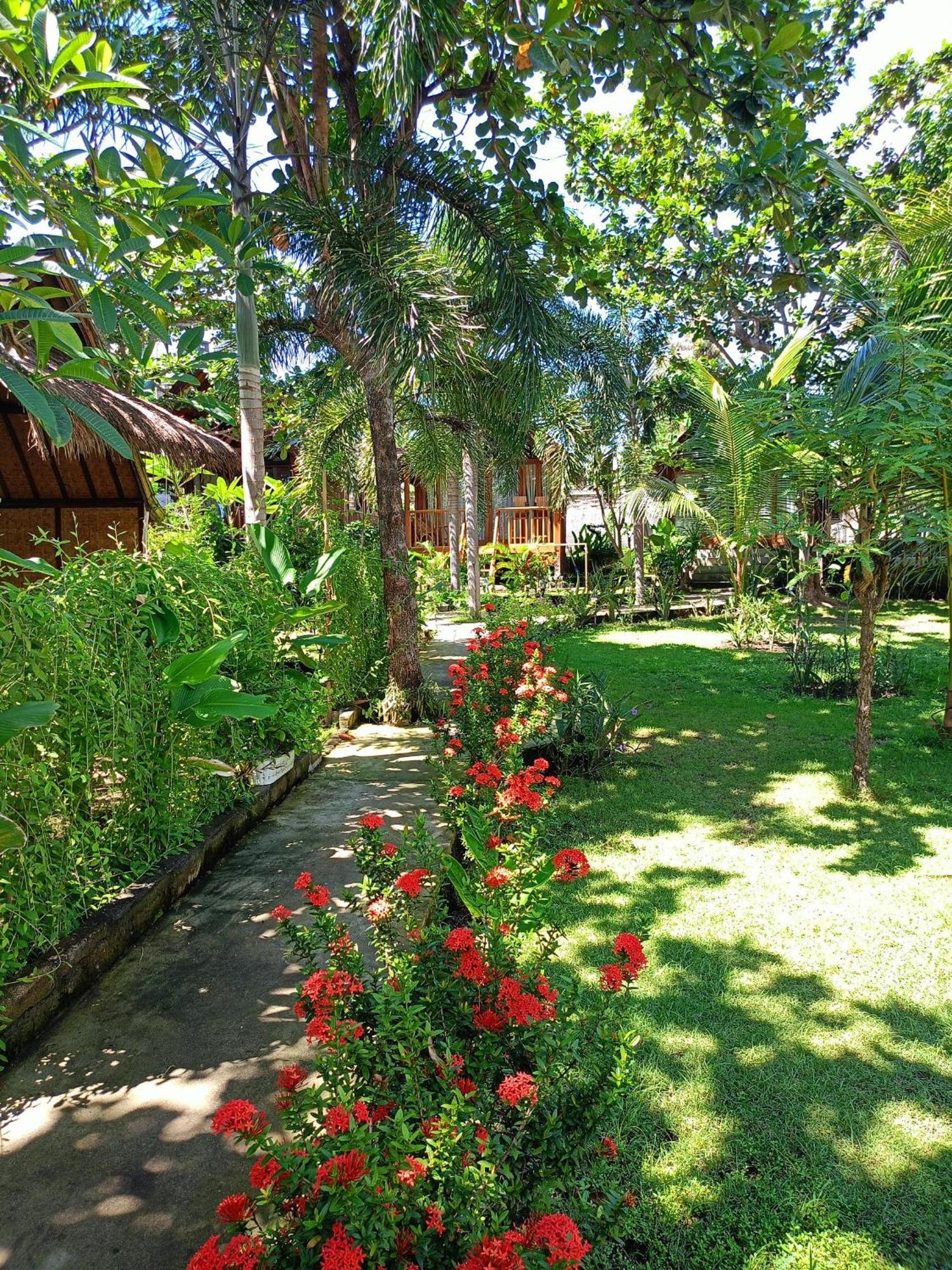Bintang Tiga Bungalows Gili Air Dış mekan fotoğraf